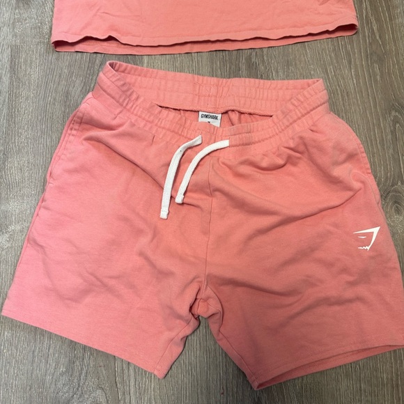 Gym Shark Medium - Picture 2 of 5